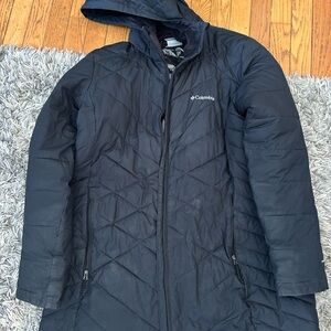 Columbia Women's Navy Puffer Coat full zip w hood